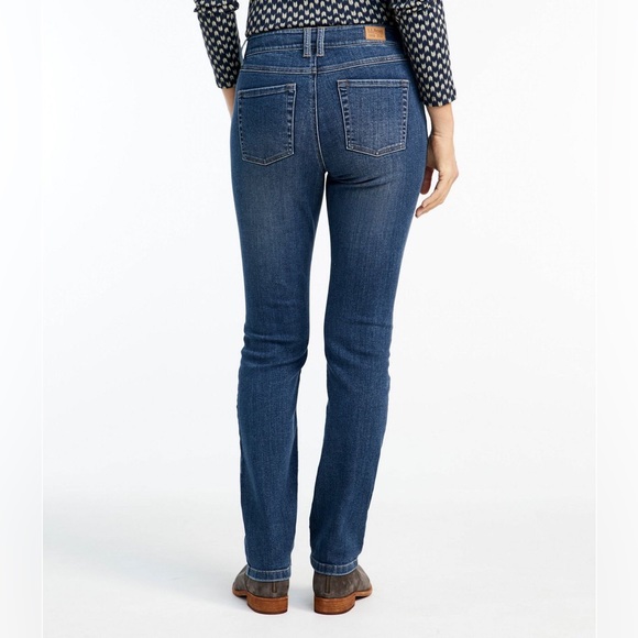 NWT L.L. Bean | Women's BeanFlex Jeans, Favorite Fit Straight-Leg - Picture 2 of 5